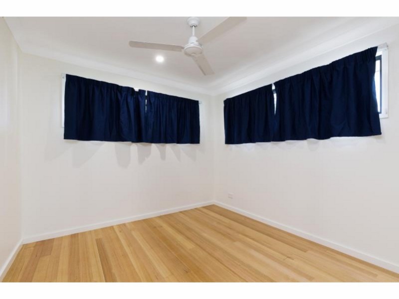 12 Rundle Street, Wandal QLD 4700